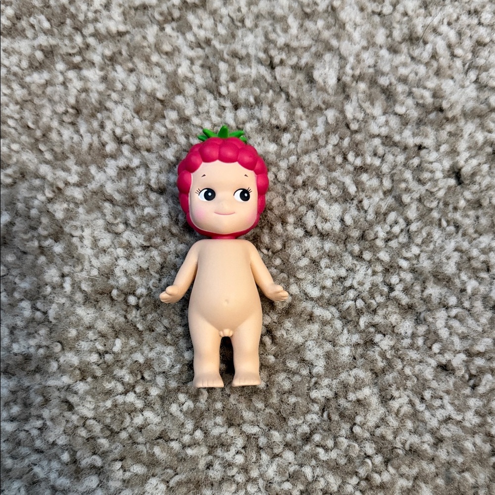 Sonny Angel Raspberry